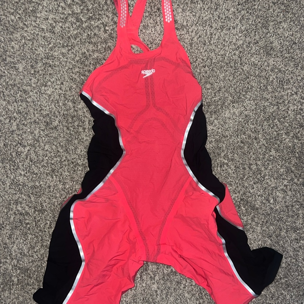 Pink Women’s Knee-skin SIZE:30 
Speedo LZR PURE INTENT Open Back Tech Suit